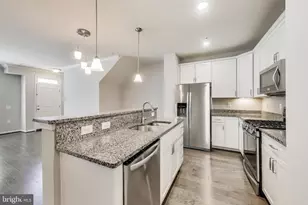 645 Diamondback Dr, Gaithersburg, MD 20878 - Photo 8