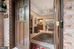 11301 Crossing Glen Ct, Potomac, MD 20854 - Photo 6