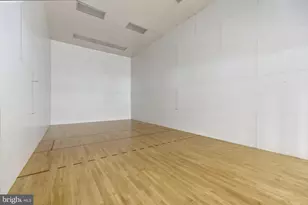 5700 Chapman Mill Dr, Rockville, MD 20852 - Photo 32