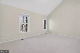 10421 Englishman Dr, North Bethesda, MD 20852 - Photo 18