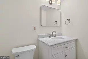 10421 Englishman Dr, North Bethesda, MD 20852 - Photo 40