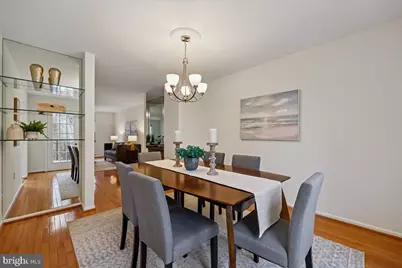 7847 Heatherton Lane, Rockville, MD 20854 - Photo 10