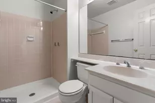 4 Hollyberry Ct, Rockville, MD 20852 - Photo 54