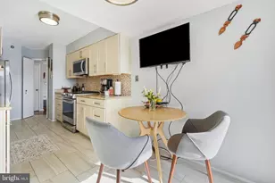 15100 Interlachen Dr, Silver Spring, MD 20906 - Photo 8