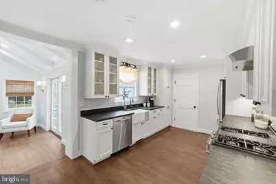 8436 Burning Tree Road, Bethesda, MD 20817 - Photo 10