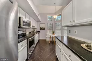 19907 Dunstable Cir, Germantown, MD 20876 - Photo 10