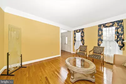 11303 Coral Gables Drive, Gaithersburg, MD 20878 - Photo 8