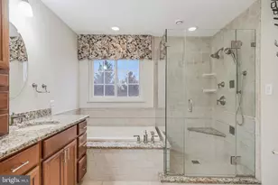 13802 Lambertina Pl, Rockville, MD 20850 - Photo 20