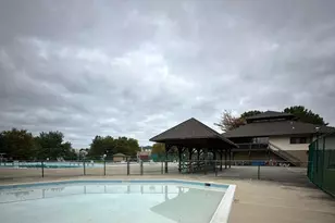 18334 Streamside Dr, Gaithersburg, MD 20879 - Photo 52