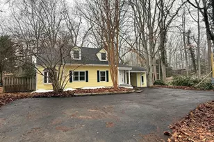 8620 Falls Rd, Potomac, MD 20854 - Photo 2