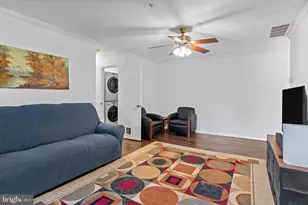 7925 Coriander Dr, Gaithersburg, MD 20879 - Photo 6