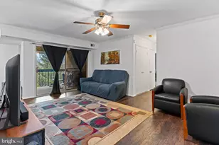 7925 Coriander Dr, Gaithersburg, MD 20879 - Photo 2