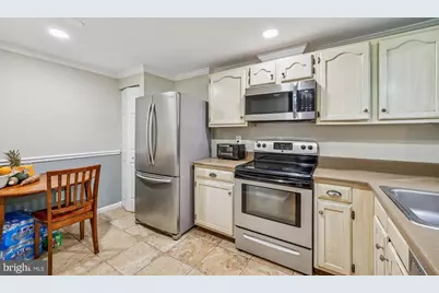 19822 Larentia Drive, Germantown, MD 20874 - Photo 10