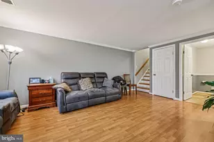 19822 Larentia Dr, Germantown, MD 20874 - Photo 4