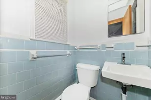 9811 Watkins Rd, Gaithersburg, MD 20882 - Photo 18