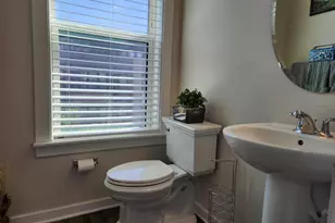 16240 Connors Wy, Rockville, MD 20855 - Photo 18