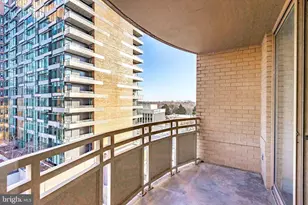 4801 Fairmont Ave, Bethesda, MD 20814 - Photo 24