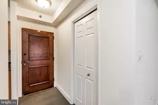 4801 Fairmont Ave, Bethesda, MD 20814 - Photo 8