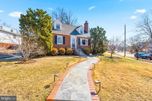 9225 Villa Dr, Bethesda, MD 20817 - Photo 2