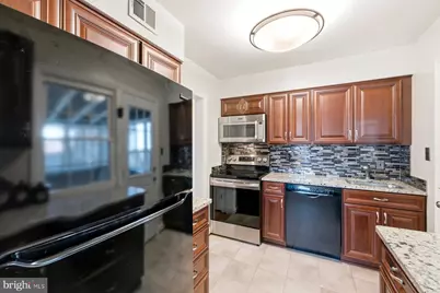 9225 Villa Drive, Bethesda, MD 20817 - Photo 12
