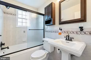 9225 Villa Dr, Bethesda, MD 20817 - Photo 16