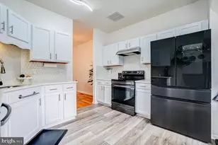 10305 Royal Woods Ct, Gaithersburg, MD 20886 - Photo 12