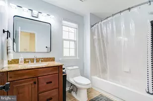 10305 Royal Woods Ct, Gaithersburg, MD 20886 - Photo 22