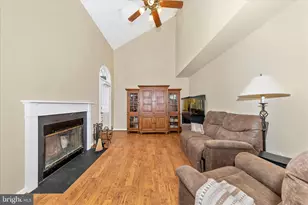 19320 Mossbrook Ct, Germantown, MD 20874 - Photo 16