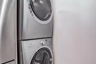 4601 N Park Ave, Chevy Chase, MD 20815 - Photo 28