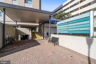 4601 N Park Ave, Chevy Chase, MD 20815 - Photo 70