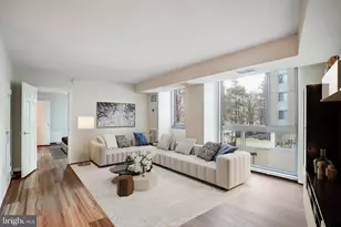 4601 N Park Ave, Chevy Chase, MD 20815 - Photo 2