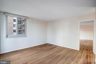 4601 N Park Ave, Chevy Chase, MD 20815 - Photo 20