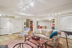 6904 Old Gate Ln, North Bethesda, MD 20852 - Photo 56