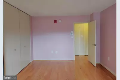 7333 New Hampshire Avenue #515 S, Takoma Park, MD 20912 - Photo 2