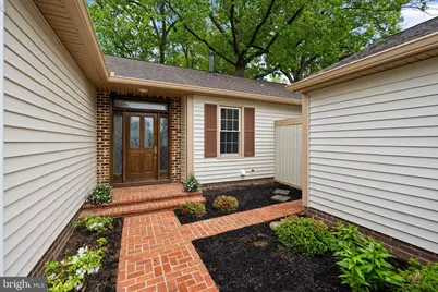 10028 Dellcastle, Gaithersburg, MD 20886 - Photo 4