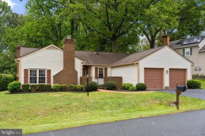 10028 Dellcastle, Gaithersburg, MD 20886 - Photo 2