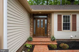 10028 Dellcastle, Gaithersburg, MD 20886 - Photo 6