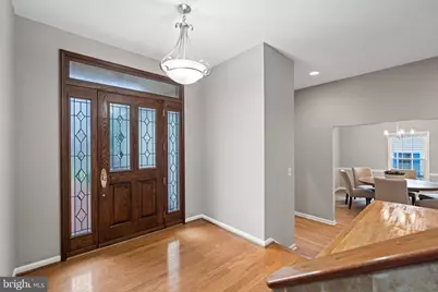 10028 Dellcastle, Gaithersburg, MD 20886 - Photo 8