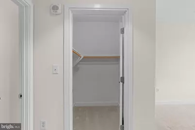 6820 Wisconsin Avenue #4003, Bethesda, MD 20815 - Photo 10