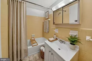 10401 Grosvenor, North Bethesda, MD 20852 - Photo 8