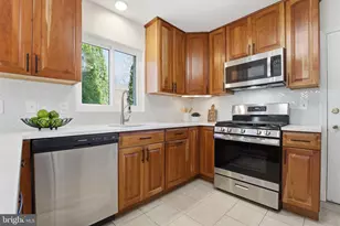 11527 Grandview Ave, Silver Spring, MD 20902 - Photo 8