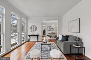 11525 Seneca Forest Cir, Germantown, MD 20876 - Photo 6