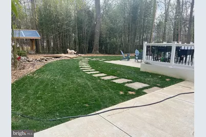 7812 Potters Mill Court, Rockville, MD 20855 - Photo 4