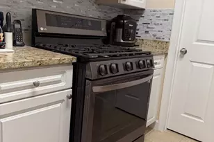 501 Hungerford Dr, Rockville, MD 20850 - Photo 12