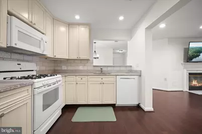 15306 Diamond Cove Terrace #APT I, Rockville, MD 20850 - Photo 68
