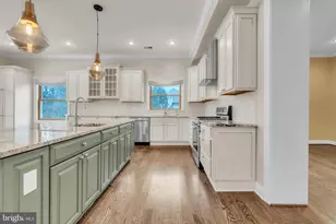6415 Bradley Blvd, Bethesda, MD 20817 - Photo 8