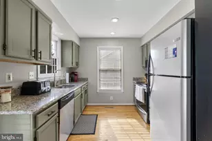 8412 Burchap Dr, Montgomery Village, MD 20886 - Photo 16