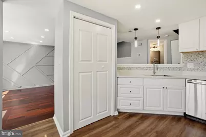 8804 Rustburg Circle, Gaithersburg, MD 20886 - Photo 10