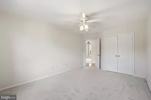 14440 Stonebridge View Dr, Gaithersburg, MD 20878 - Photo 32