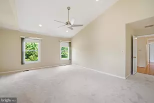 14440 Stonebridge View Dr, Gaithersburg, MD 20878 - Photo 24